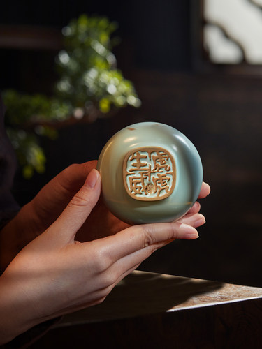 东道汝窑虎年生肖系列功夫茶具品茗主人杯可养汝瓷虎虎生威杯天青 - 图2