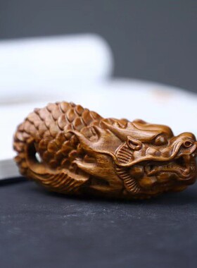 龙鱼手把件鱼化成龙挂件绿檀木雕随身文玩工艺品龙头鱼身鲤鱼化龙