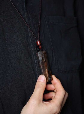 沉香木观音菩萨吊坠项链文玩车挂件男女一心向佛脖挂雕刻如来佛牌