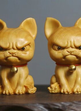 崖柏雕刻斗牛犬摆件装饰挂件创意可爱小狗文玩手把件随身盘玩