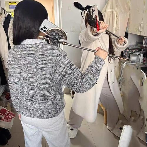 仿真关羽青龙偃月刀适用苹果16iPhone17promax超火手机壳15超大14搞怪13夸张12奇葩16plus抽象猎奇炸裂搞笑11 - 图2