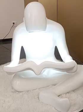 看书阅读者样板间艺术风抽象雕塑