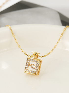 闪钻香水瓶钛钢项链女轻奢锁骨链