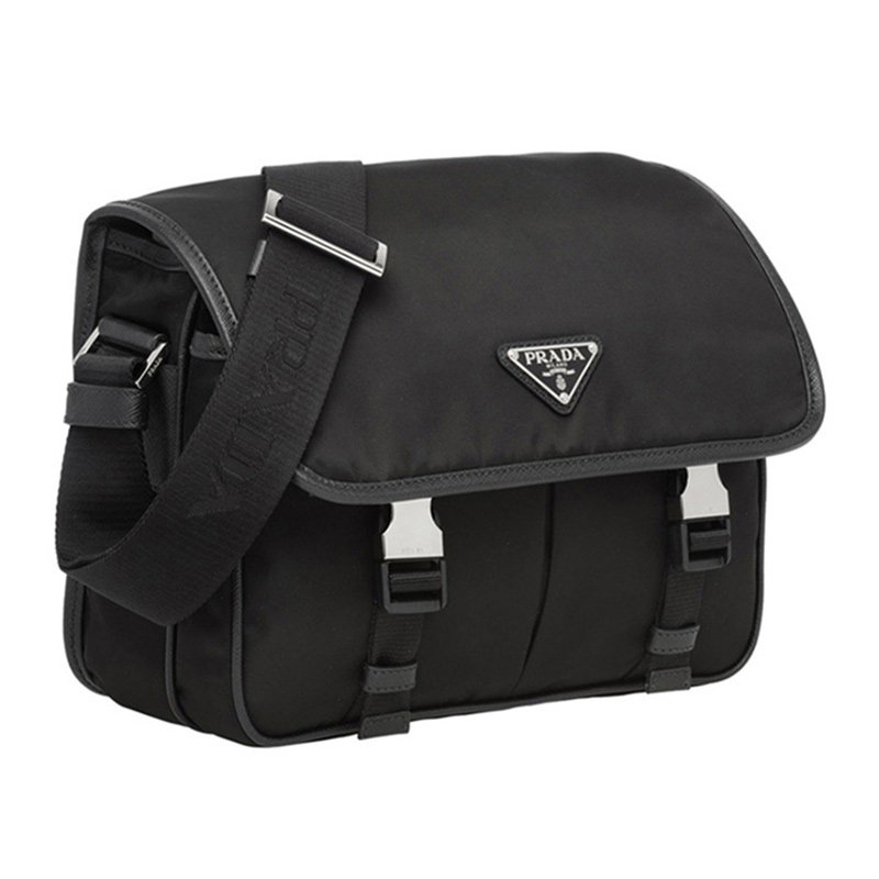 prada男士黑色尼龙牛皮logo斜挎包 联采海外男士包袋