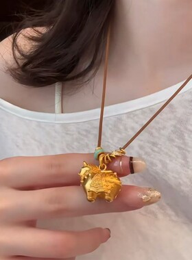 沙金胖马盘缠皮绳马上有钱本命年唐马挂坠长款项链女毛衣链吊坠款