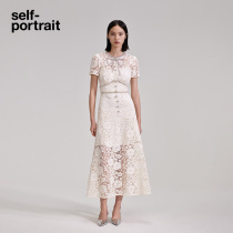 (Zhao Liying Tongan) Self-portrait 2023 Early autumn ivory white butterfly knot lace dress with long dress