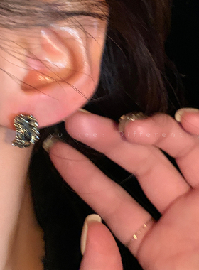 柏林灰气质耳钉轻奢精致耳环