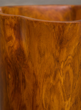 二十世纪黄花梨整挖荷叶边随形画筒文房雅器海南黄花梨大笔海笔筒