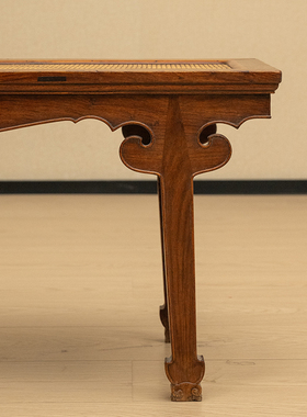 黄花梨插肩榫如意云纹二人凳