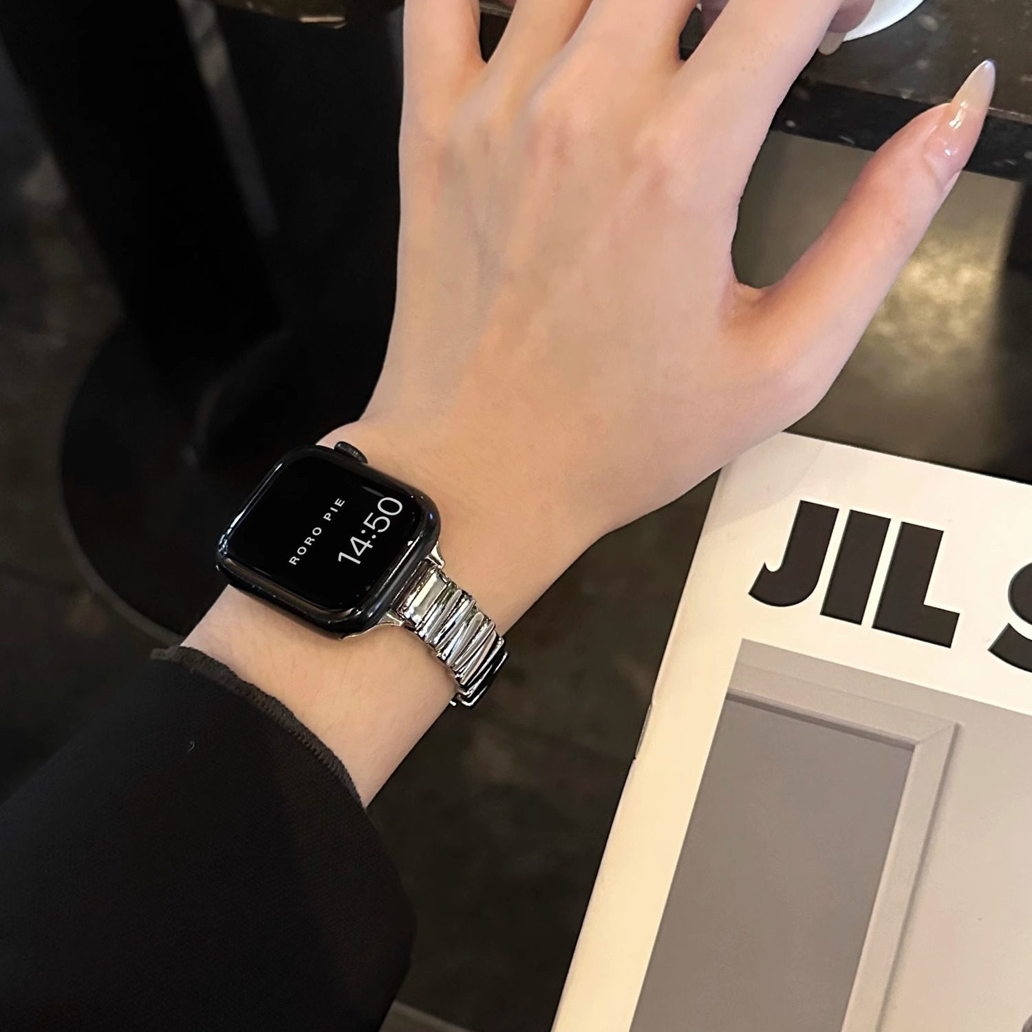 适用苹果手表表带不规则金属链applewatch表带s10s9高级夏ultra2小众不锈钢创意iwatch表带女苹果手表11表带,淘宝优惠券,粉丝福利购,淘宝优惠卷