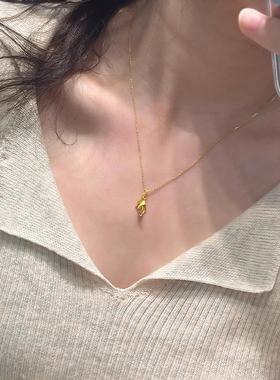 金色马蹄莲项链女新中式复古温柔花朵流苏吊坠小众设计感锁骨链潮