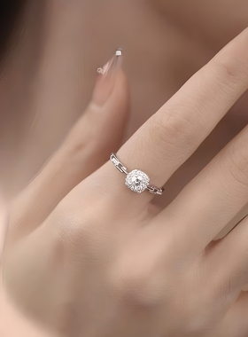 2025新款轻奢风方钻链条戒指女时尚气质镶钻方糖开口可调节食指戒