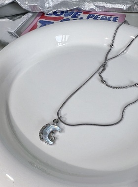 轻奢法式幻彩月光钛钢锁骨链