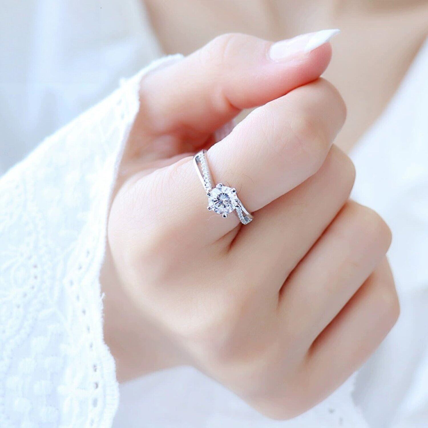 925 sterling silver ring support for women DIY personalized moissanite European and American fashion twisted arm six-claw stone ring support