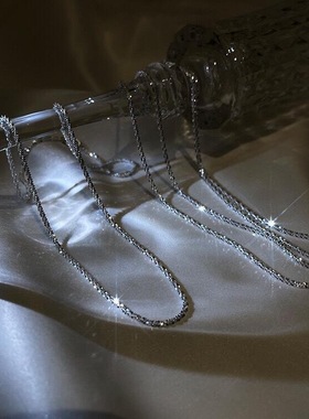 满天星波光粼粼项链高级感轻奢个性小众简约闪亮素链锁骨链颈链