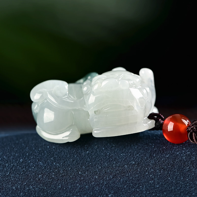 天然翡翠貔貅玉吊坠转运情侣款项链 添此福玉项坠/吊坠
