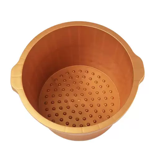 Толстая пена в ванне с бочкой углубления ванной комнаты для ванной комнаты для ванны красоты.