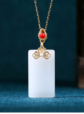 原创国潮设计古法镀金感好运莲莲无事方牌无仿和田玉复古宫廷项链