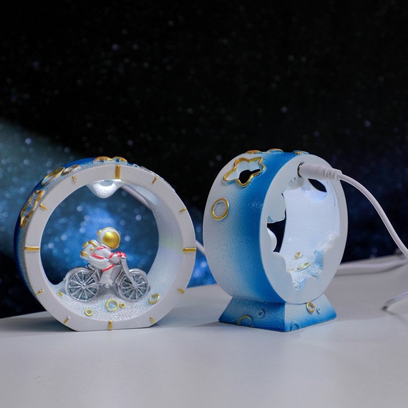 宇航员发光夜灯桌面创意工艺品摆件家用氛围照明灯送朋友伴手礼,淘宝优惠券,粉丝福利购,淘宝优惠卷