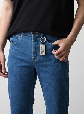 日本直邮MM6 Maison Margiela 女士钥匙扣挂件 数字Logo T8013 SA