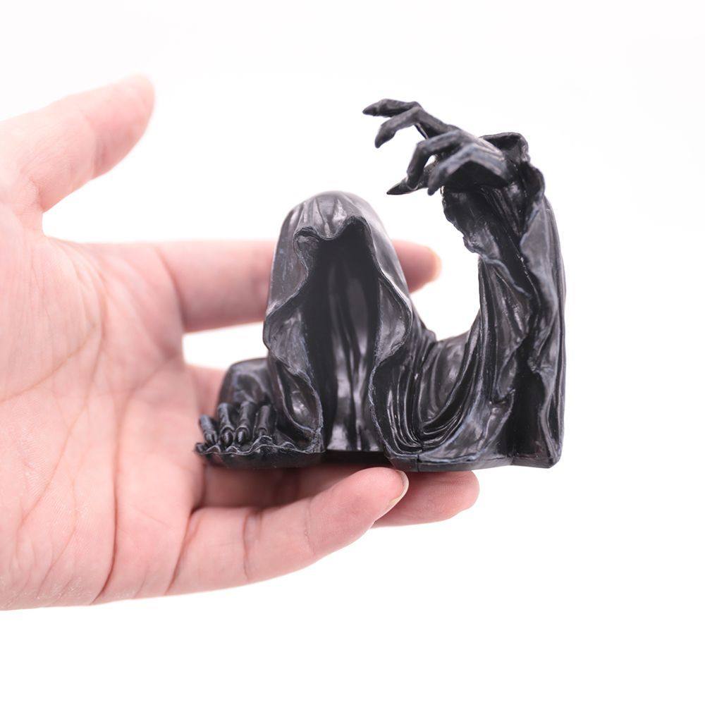 Death Reaper Black Robe Night Stalker Mysterious Man in Black Figure Ornament Chassis Car Creative Ornament Gift