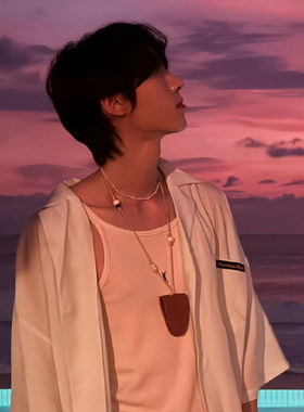 赵磊同款皮质眼镜夹挂件