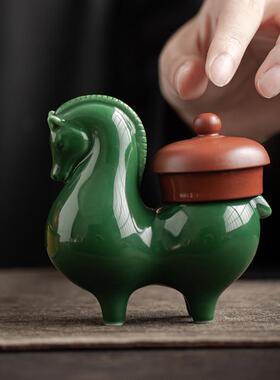 西安唐马创意茶宠摆件可爱生肖小唐马精品茶玩茶桌装饰品书房镇纸