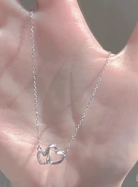 双环爱心项链女款轻奢小众高级设计感新款爱心钛钢锁骨链