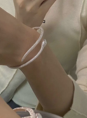 蛇形开口手镯2025年新款潮小众设计高级感手饰轻奢气质原创冷淡风