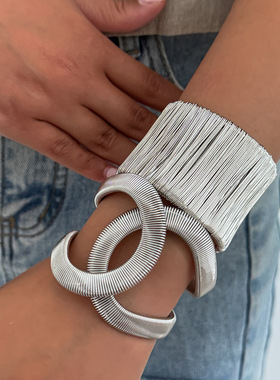 欧美跨境设计感交叉镂空条纹弹簧