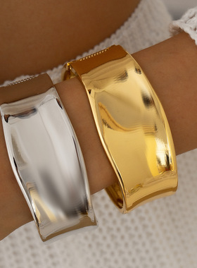 欧美跨境时尚质感不规则液态金属褶皱手镯 高级感ins风光面宽手环