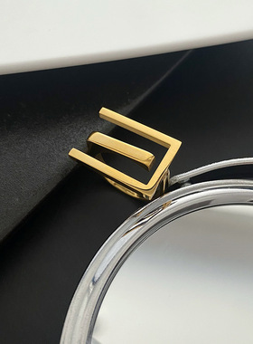 欧美时尚个性网红夸张山字食指戒指环川字尾戒钛钢镀18金饰品配饰