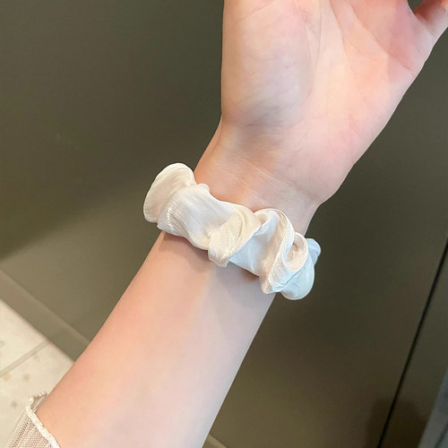 适用苹果手表s11表带新品冰丝发圈iwatchs10手表带韩系女款专用腕带applewatchs9高级感s8质感表链se智能运动 - 图3