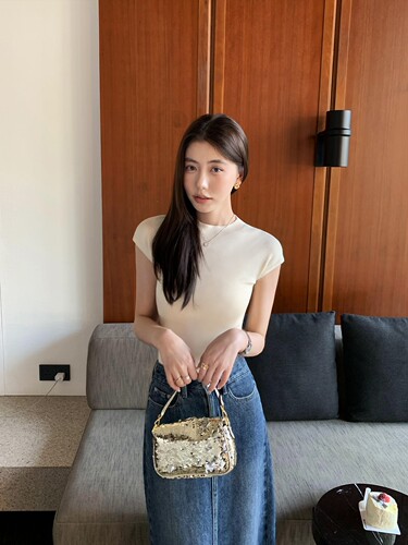 pusumede 黑色设计感针织短袖t恤女夏天新款百搭气质修身打底上衣 - 图0