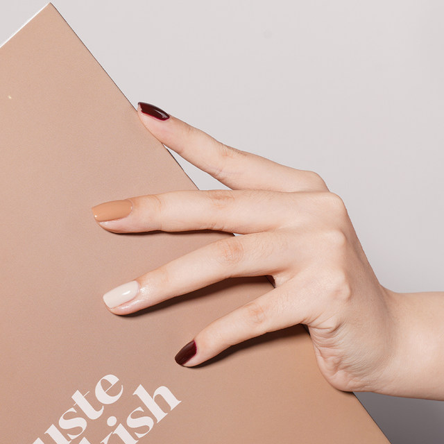 UNNA Maillard Color Nail Polish Gel Temperament and Atmosphere