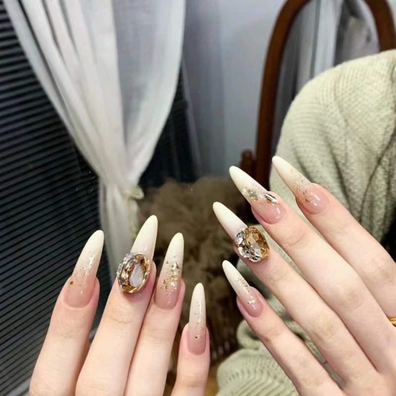 曼辞纯手工穿戴甲成品法式爆闪香槟大钻美甲裸色高级感假指甲贴片,淘宝优惠券,粉丝福利购,淘宝优惠卷