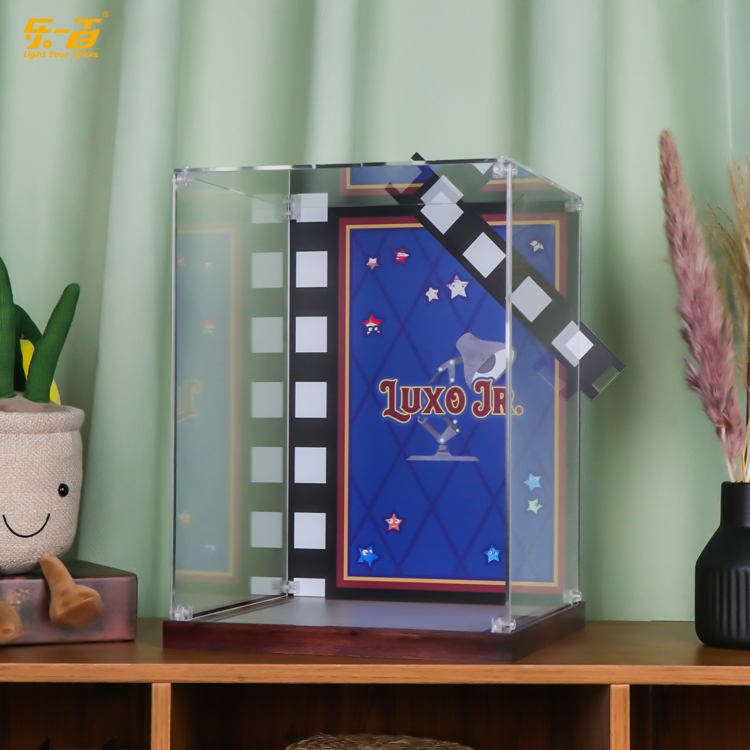 乐一百适用乐高21357皮克斯小台灯积木展示盒透明亚克力防尘罩 - 图2