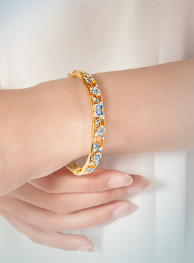 大英博物馆梅里安幽兰蝶影手镯