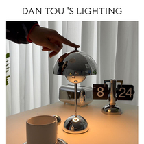Danish designers wireless charging handy VP9 flower buds bedside bookhouse USB desk Read Decorative Table Lamp