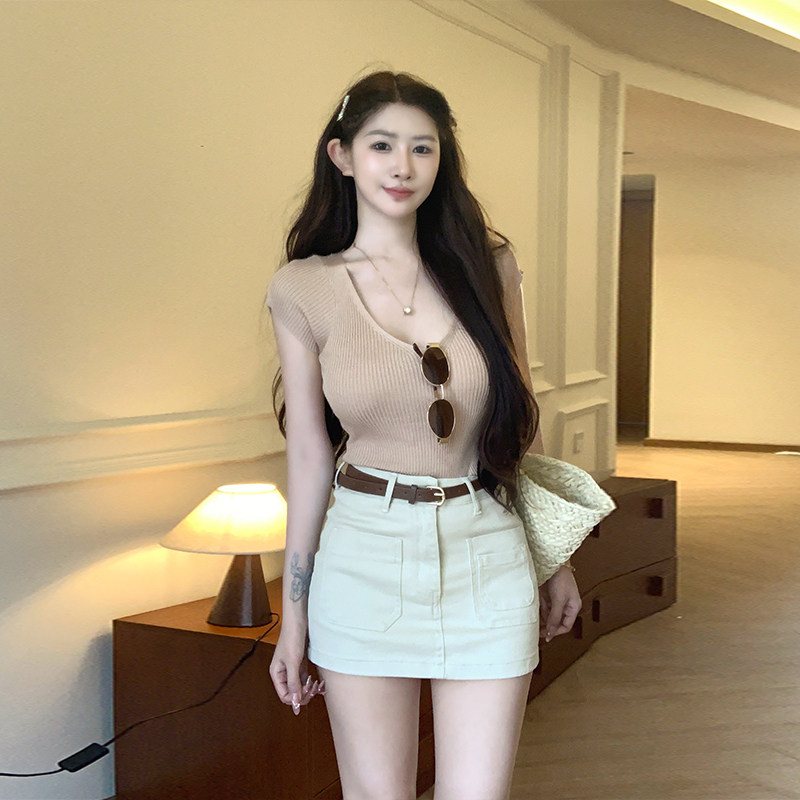 李李服饰奶杏色修身牛仔半身裙女2026年冬季新款高腰显瘦包臀短裙,淘宝优惠券,粉丝福利购,淘宝优惠卷