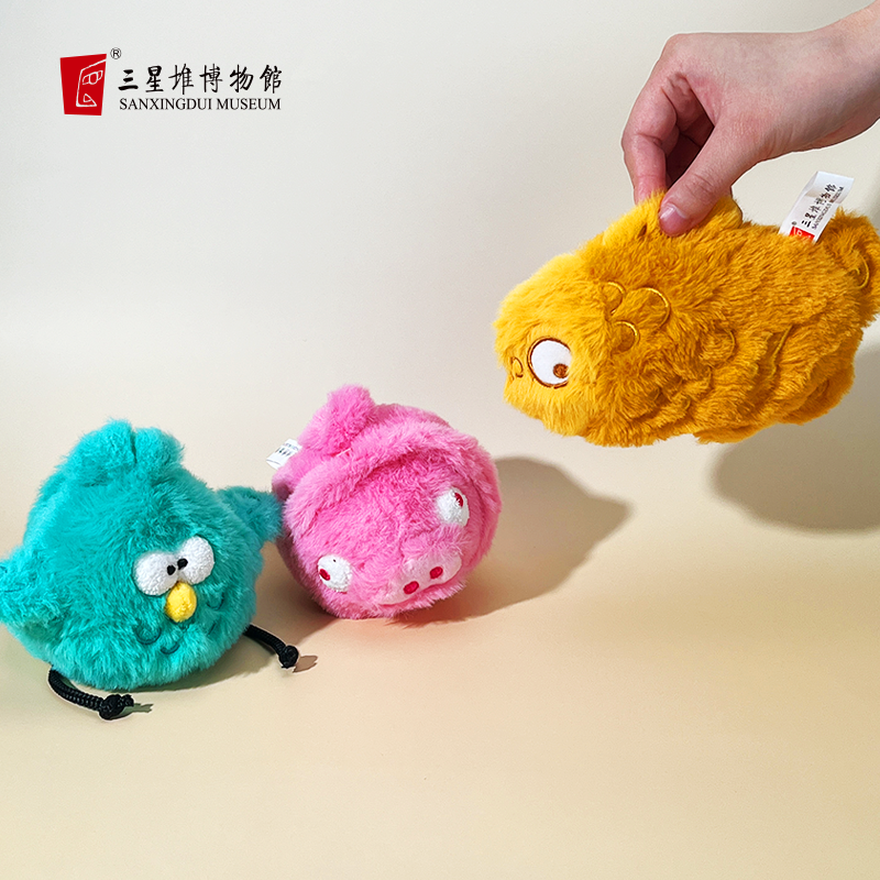 三星堆博物馆文创青铜公仔装饰毛绒玩偶丑萌可爱挂饰包包钥匙挂件