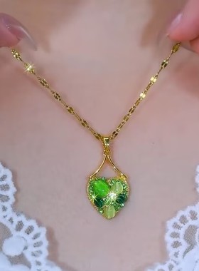 小清新绿色水晶爱心项链女时尚爆款百搭轻奢气质小众设计感项链女