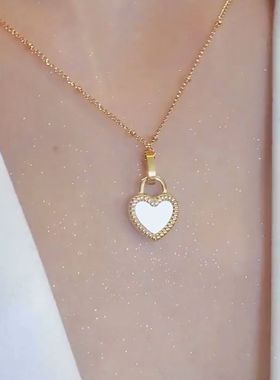 双面爱心贝壳项链女高级感吊坠轻奢小众复古简约气质百搭锁骨链潮