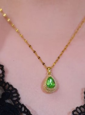 时尚绿色水滴榴莲吊坠项链女精致显白时髦高档甜美百搭精美项链女