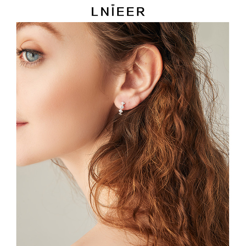 999足银镶钻女小菱形气质轻奢耳钉 lnieer耳环