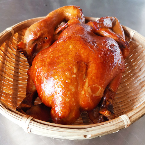 东北特色老式扒鸡整只烧鸡熏鸡手撕鸡小吃700g卤味烧鸡即食熟食 - 图0
