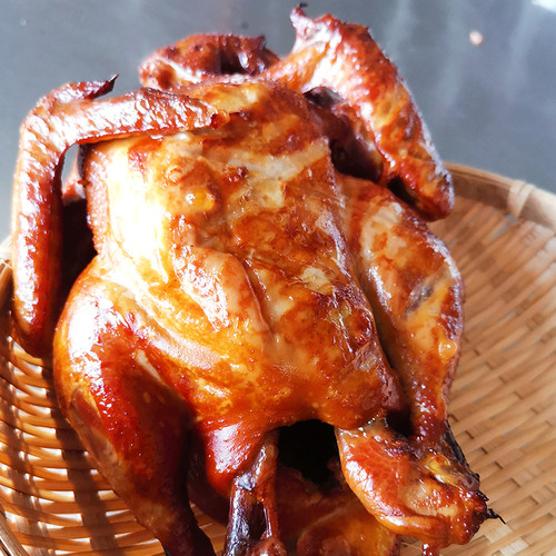 东北特色老式扒鸡整只烧鸡熏鸡手撕鸡小吃700g卤味烧鸡即食熟食 - 图2