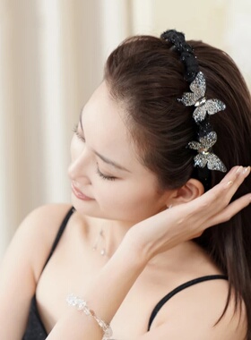 韩系轻奢高级感蝴蝶水钻发箍女2025新款显脸小设计感头箍齿梳发卡