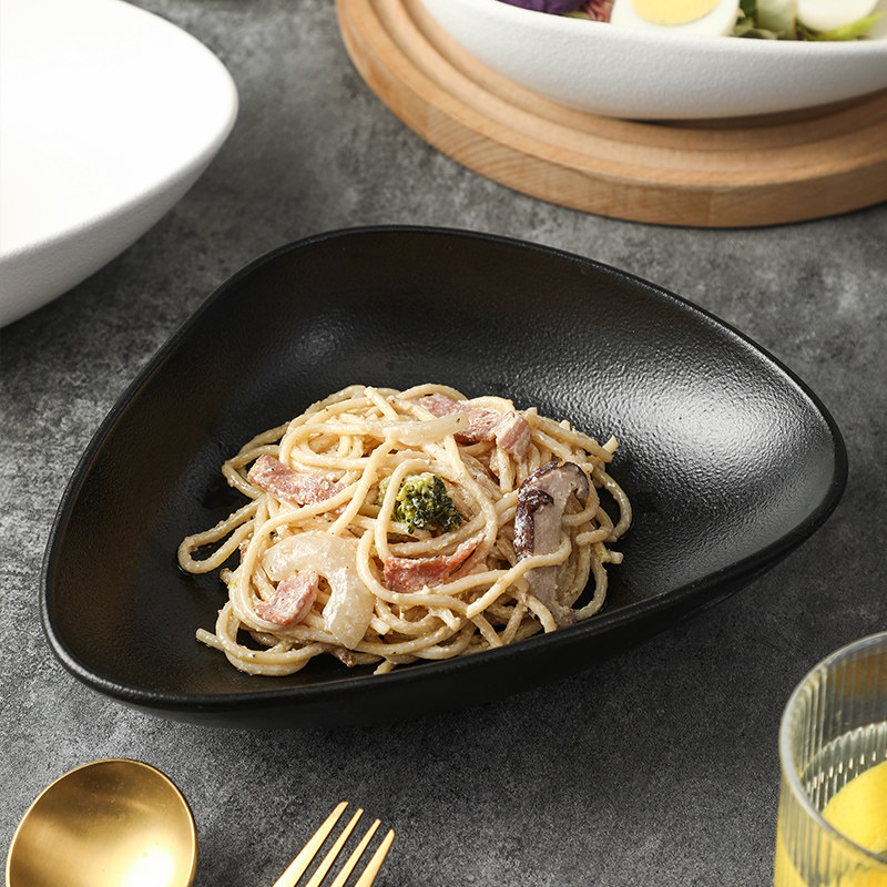 三角碗陶瓷碗水果沙拉碗盘家用餐具不规则日式深盘菜盘甜品盘子,淘宝优惠券,粉丝福利购,淘宝优惠卷