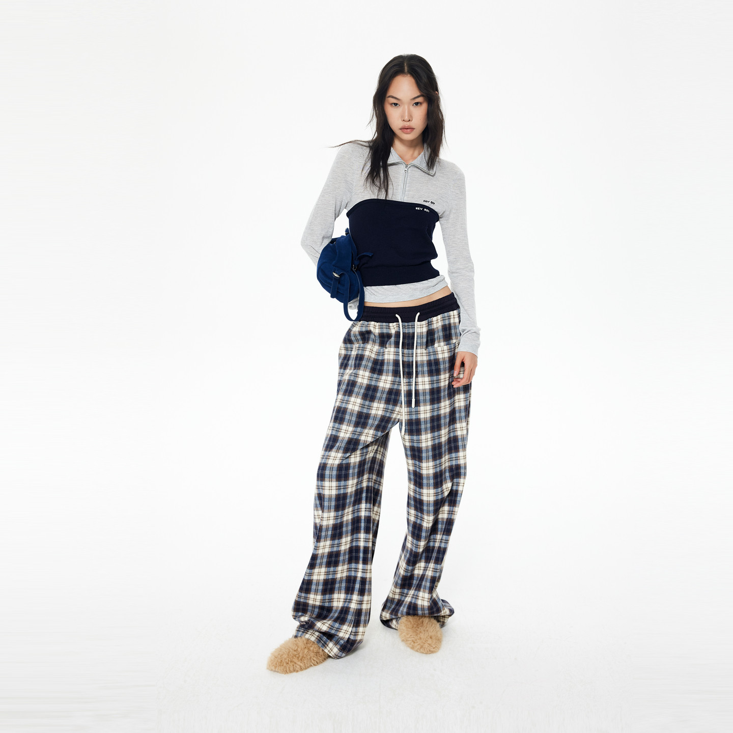 【baby同款】REVAN芮范2025冬季新品季抽绳格纹阔腿裤RL91302080 - 图2